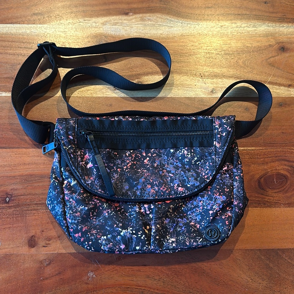 Lululemon cross body bag